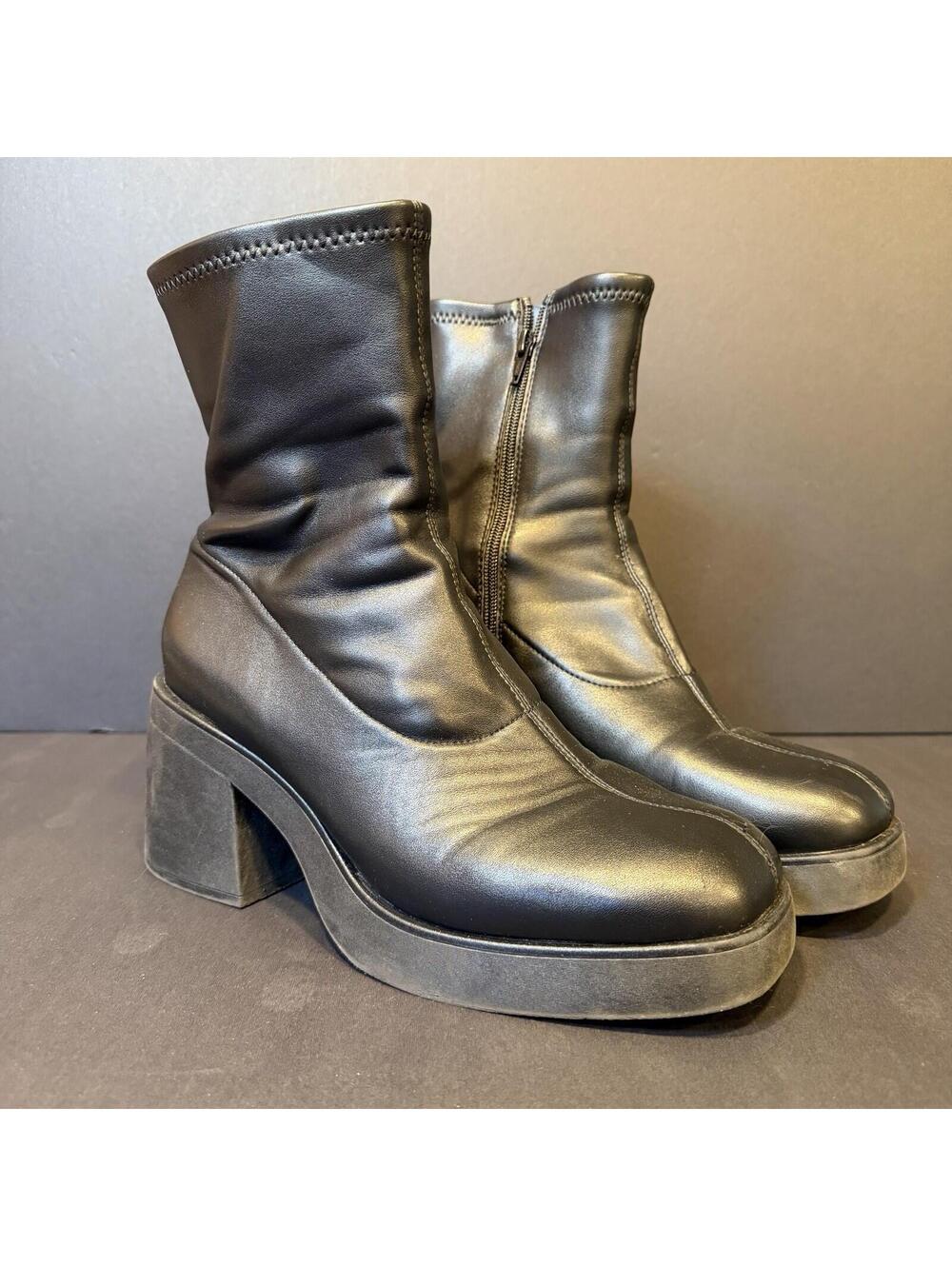 Black Faux Leather Platform Chunky Bootie Block Heel Side Zip Y2K Size 9.5